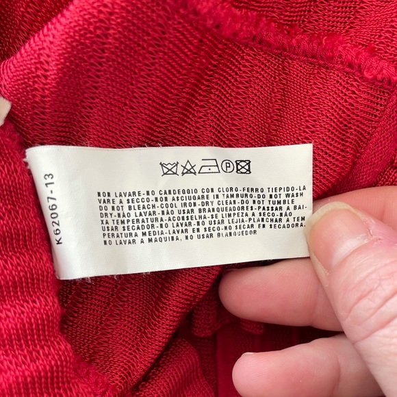 Armani Collezioni Vintage Red Ruffle Button Front Sweater Size 4 - Picture 4 of 5